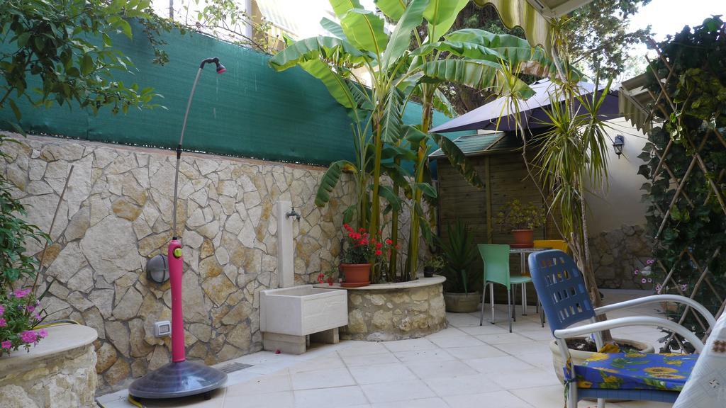 Bed and Breakfast Marina Poetto Cagliari Zewnętrze zdjęcie